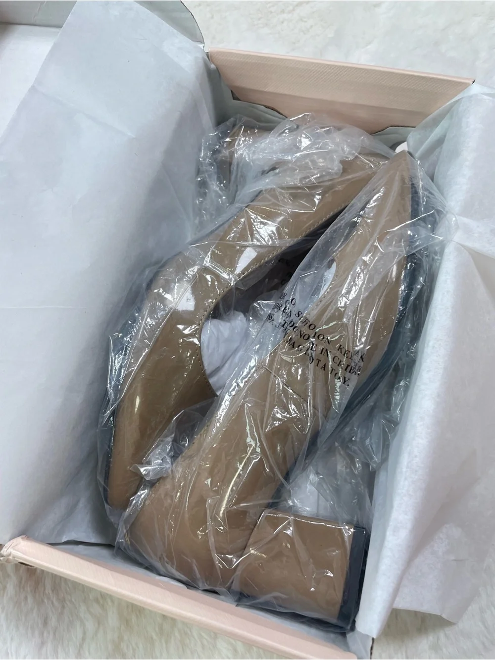 NWB Easy Spirit Nude Patent Pointed-Toe Block Heel Pumps, Size 6.5M